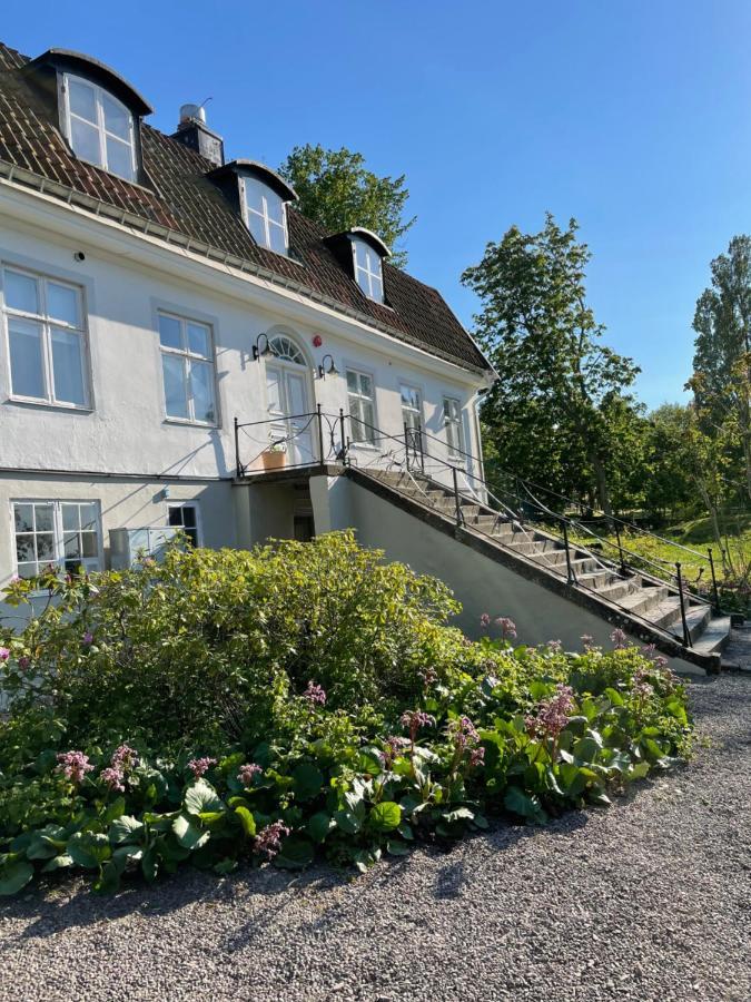 Rosenfors Herrgard B&B Боргхольм Экстерьер фото