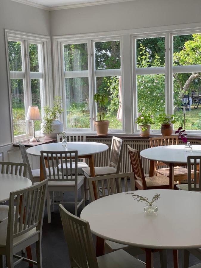 Rosenfors Herrgard B&B Боргхольм Экстерьер фото